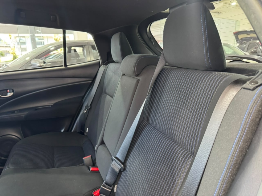yaris hb xl plus con at 21/2214