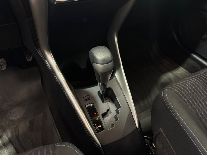 yaris hb xl plus con at 21/2211