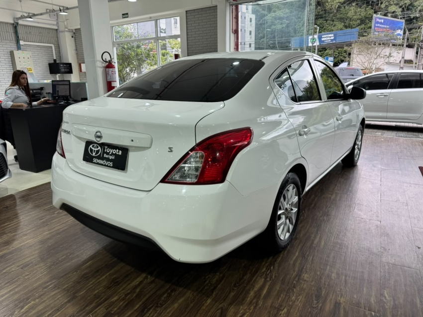 versa s 1.0 12v flexstart flex 2018/185