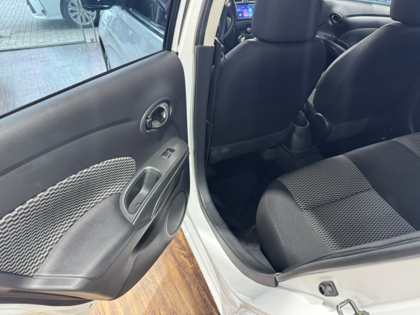 versa s 1.0 12v flexstart flex 2018/1814