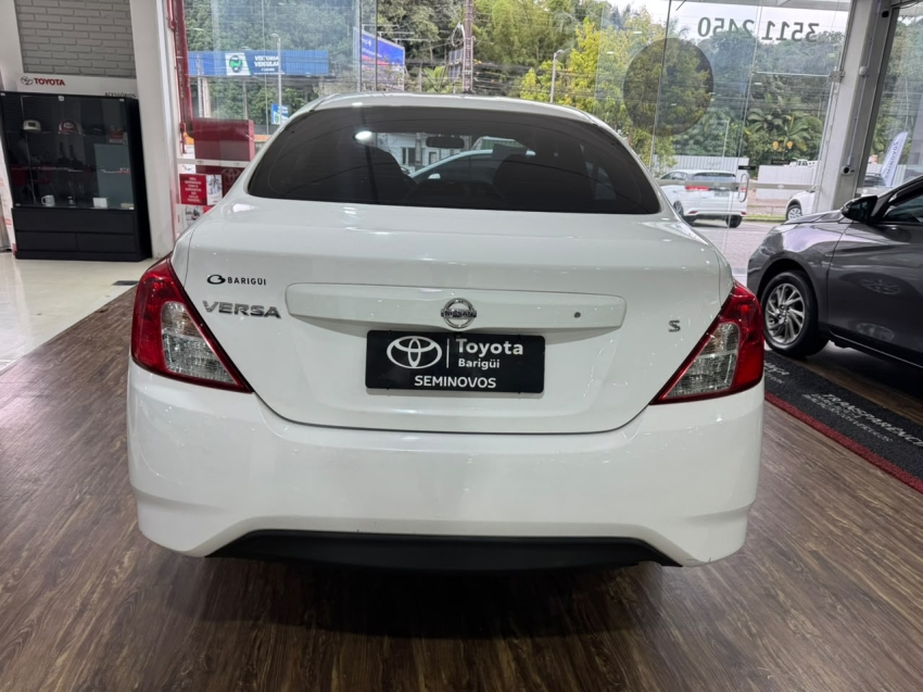 versa s 1.0 12v flexstart flex 2018/184