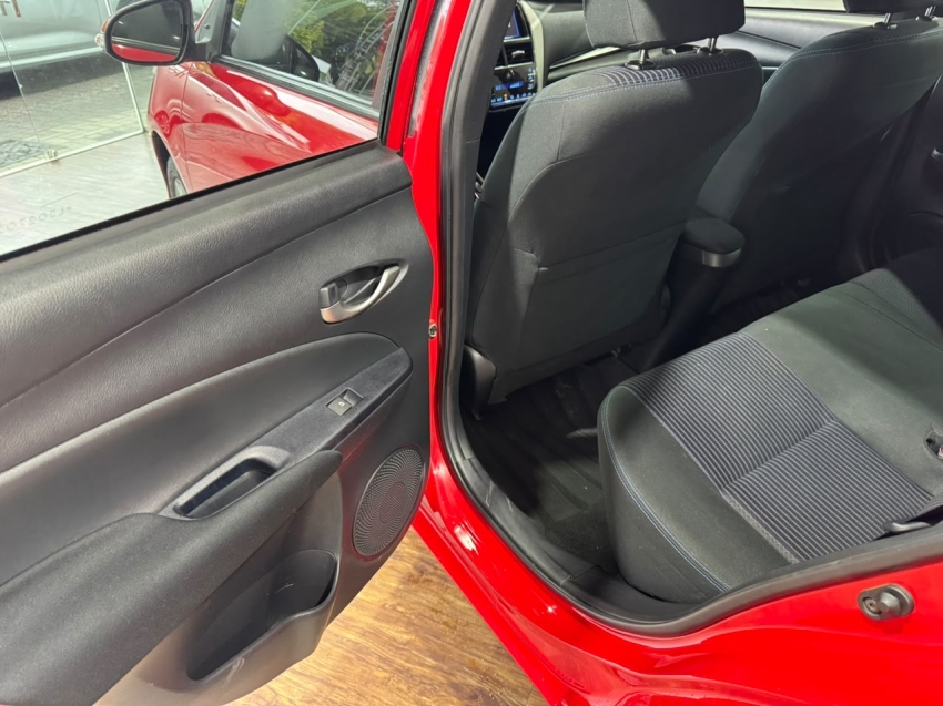 yaris 1.3 16v flex xl plus tech12