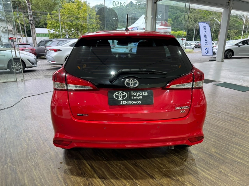 yaris 1.3 16v flex xl plus tech5