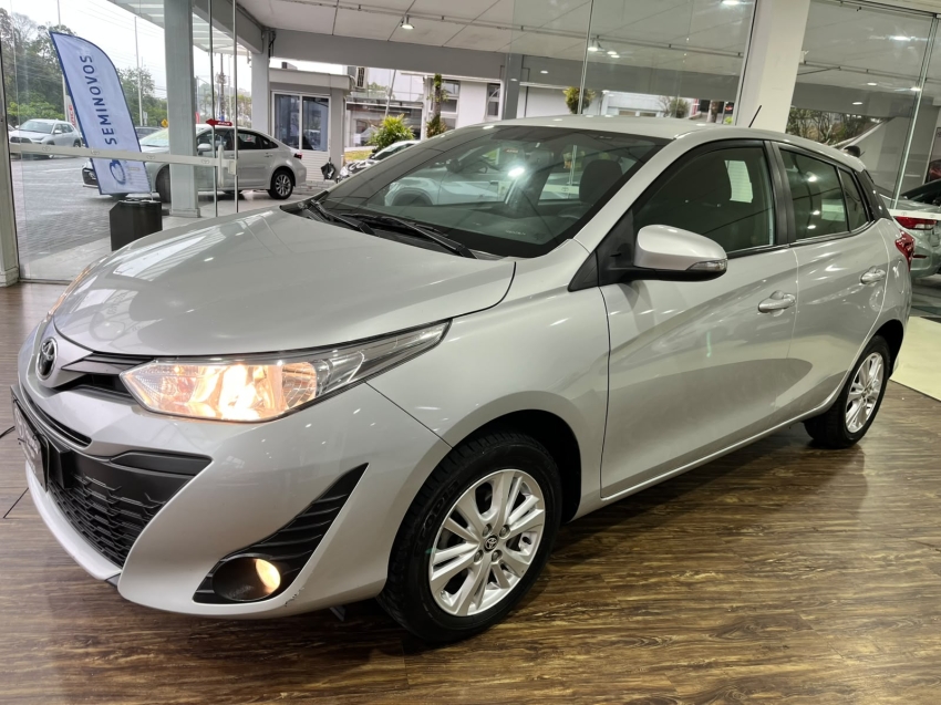 yaris 1.3 aut flex xl0