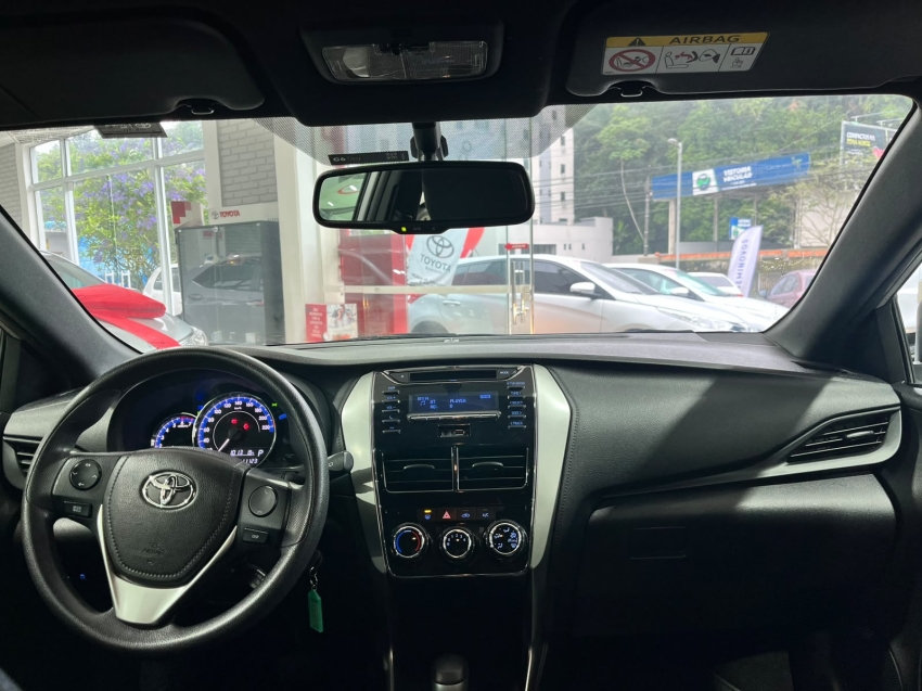 yaris 1.3 aut flex xl10
