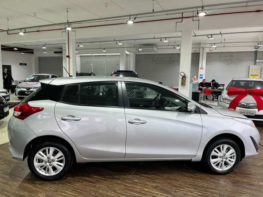 yaris 1.3 aut flex xl7