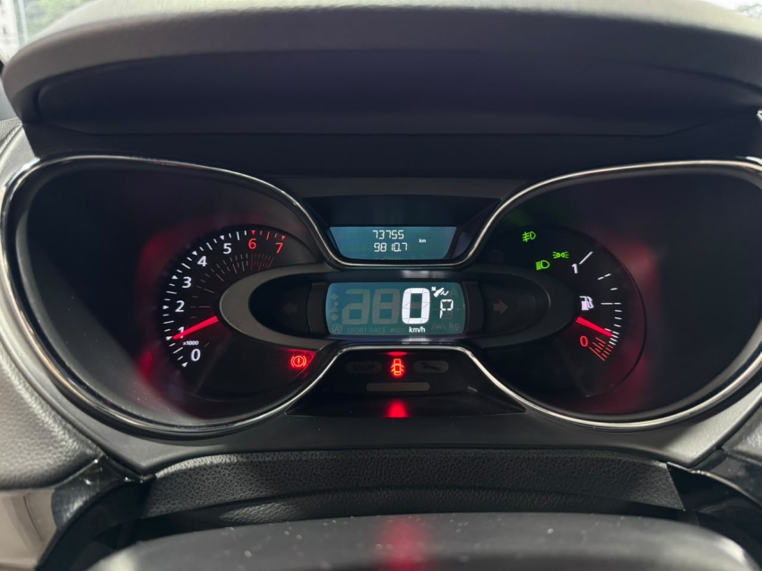 renault captur 1.3 tce flex iconic x-tronic 4p automatico 202214