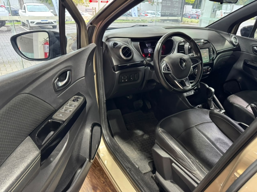 renault captur 1.3 tce flex iconic x-tronic 4p automatico 20228