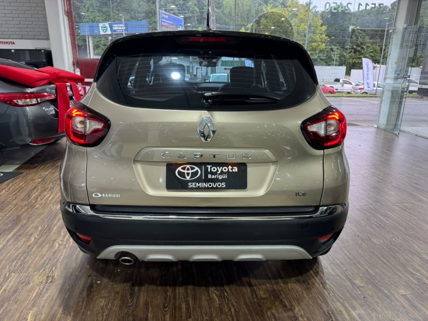 renault captur 1.3 tce flex iconic x-tronic 4p automatico 20224