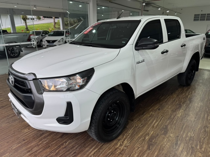 toyota hilux 2.8 d-4d turbo diesel cd power pack 4x4 automatico 4p 20250