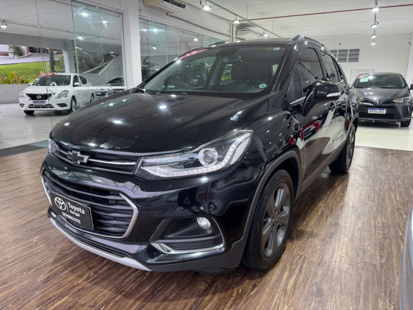 tracker midnight 1.4 turbo aut0