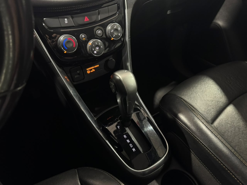 tracker midnight 1.4 turbo aut8