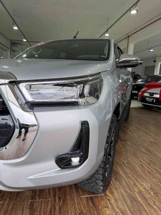 HILUX CD SRV 4X4 2.8 TB AT6 3.000KM + 12K ACESSÓRIOS3