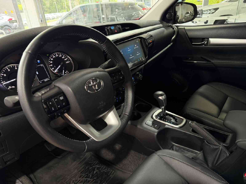 HILUX CD SRV 4X4 2.8 TB AT6 3.000KM + 12K ACESSÓRIOS15