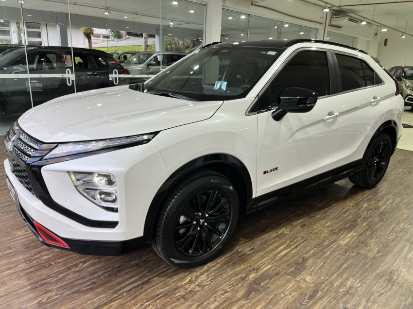 ECLIPSE CROSS BLACK EDITION0