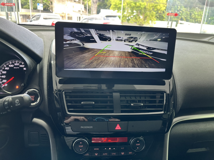 ECLIPSE CROSS BLACK EDITION15