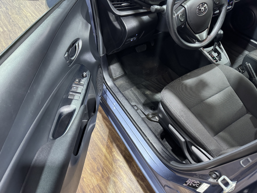 YARIS HATCH XL 1.5 MULTIDRIVE AUTOMATICO - GARANTIA DE FÁBRICA9