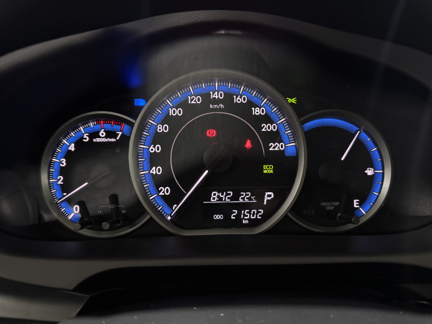YARIS HATCH XL 1.5 MULTIDRIVE AUTOMATICO - GARANTIA DE FÁBRICA12