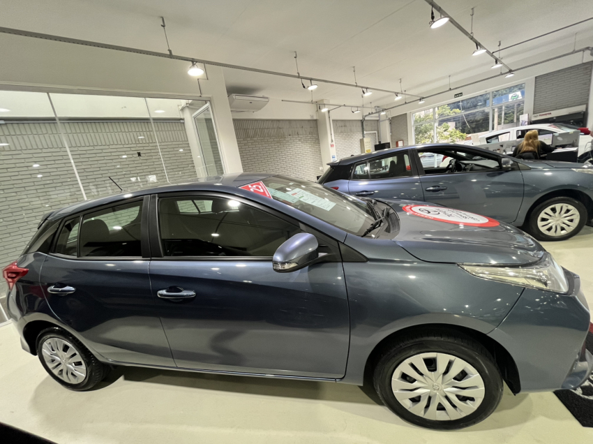 toyota yaris 1.5 16v flex xl multidrive 4p automatico 20252