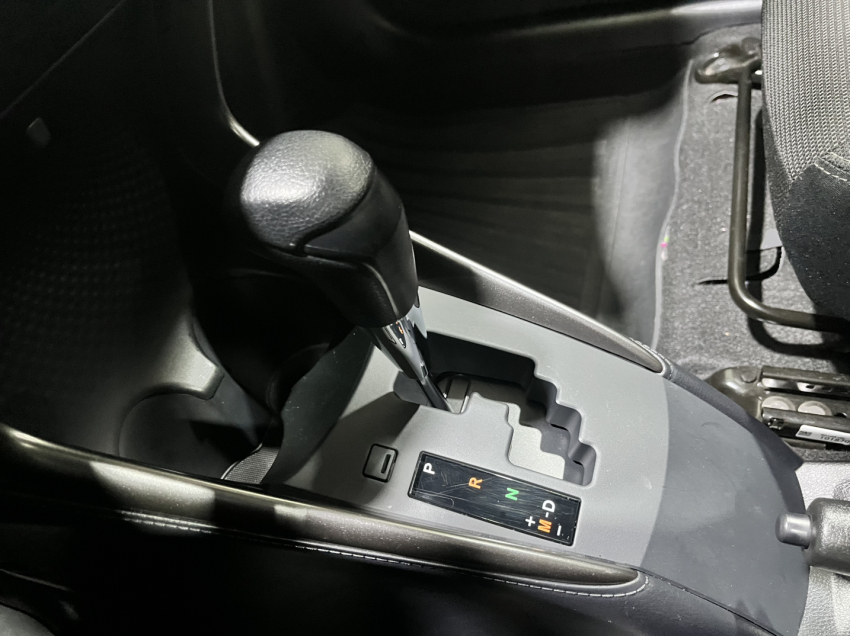 toyota yaris 1.5 16v flex xl multidrive 4p automatico 202512