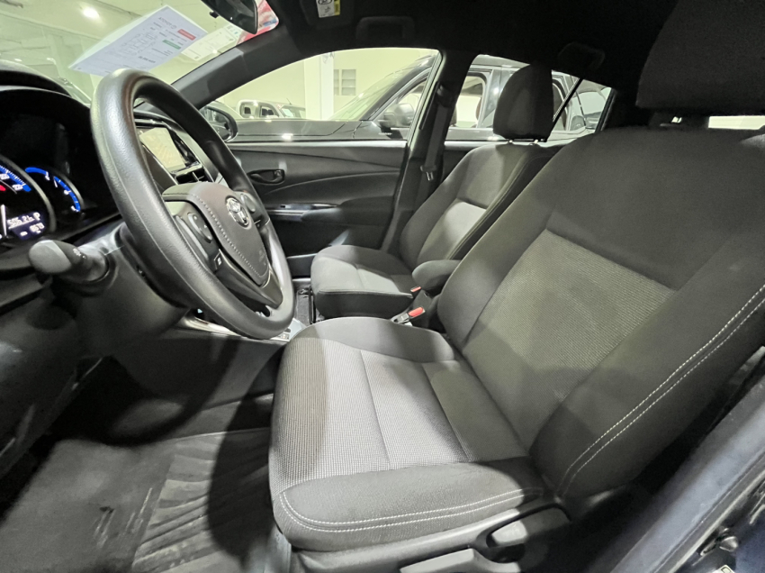 toyota yaris 1.5 16v flex xl multidrive 4p automatico 202510