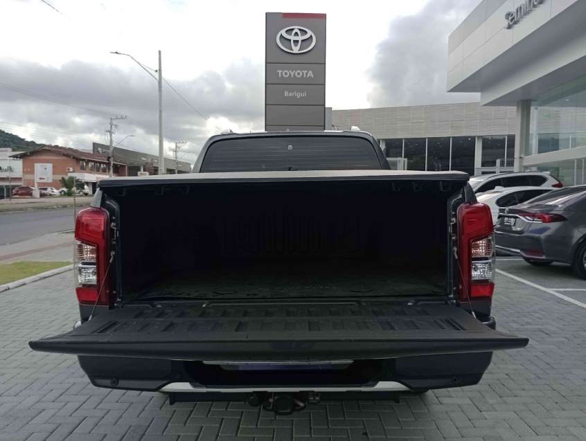 mitsubishi triton 2.4 biturbo diesel hpe-s 4x4 automatico 2024
