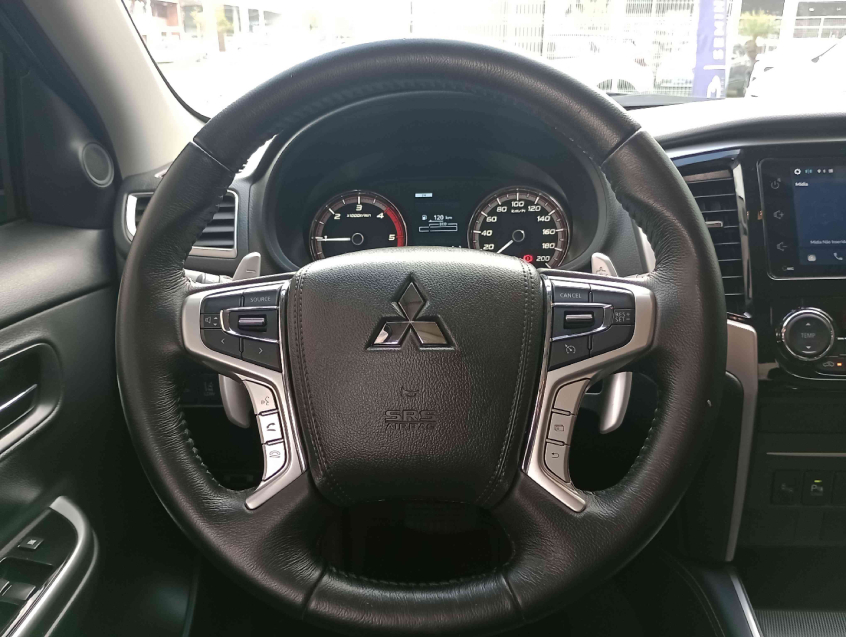 mitsubishi triton 2.4 biturbo diesel hpe-s 4x4 automatico 2024