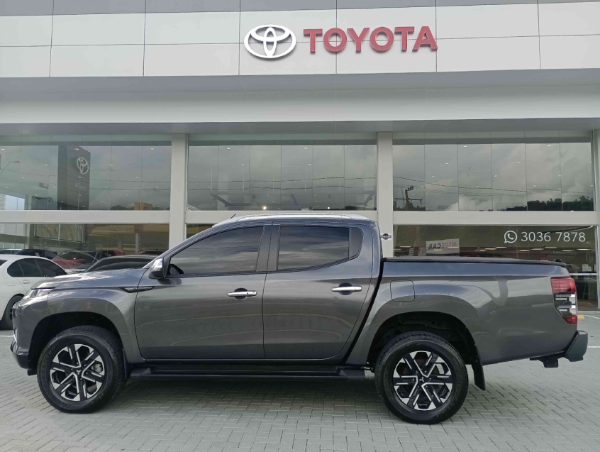 mitsubishi triton 2.4 biturbo diesel hpe-s 4x4 automatico 2024