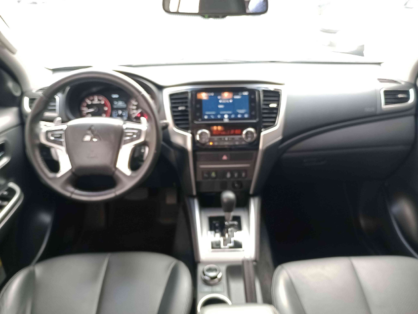 mitsubishi triton 2.4 biturbo diesel hpe-s 4x4 automatico 2024