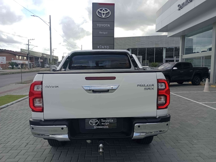 toyota hilux 2.8 d-4d turbo diesel cd srx 4x4 automatico 2022
