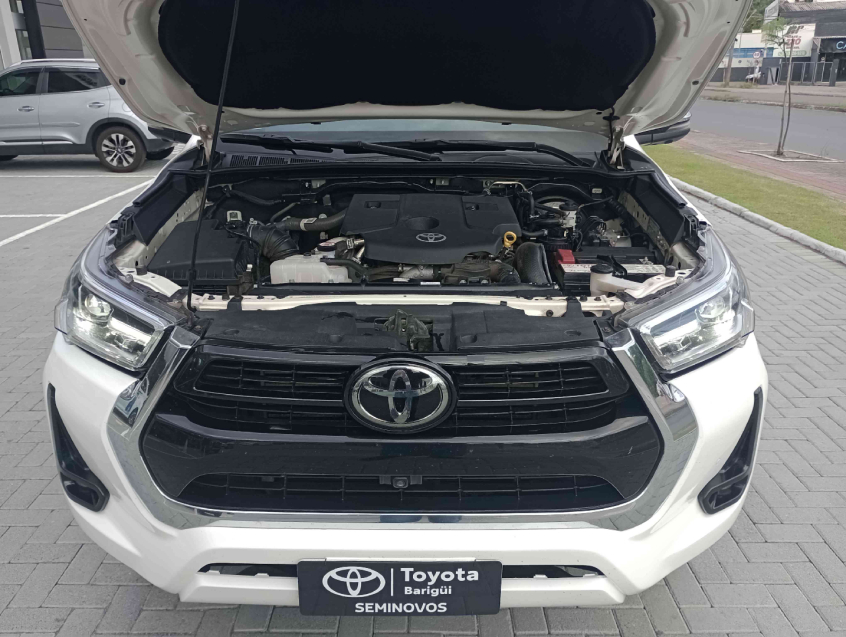toyota hilux 2.8 d-4d turbo diesel cd srx 4x4 automatico 2022