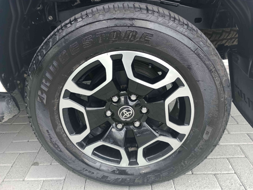 toyota hilux 2.8 d-4d turbo diesel cd srx 4x4 automatico 2022