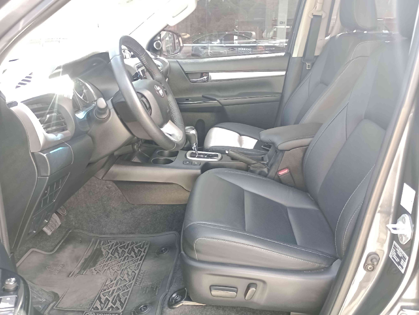 toyota hilux 2.8 d-4d turbo diesel cd srx 4x4 automatico 2021