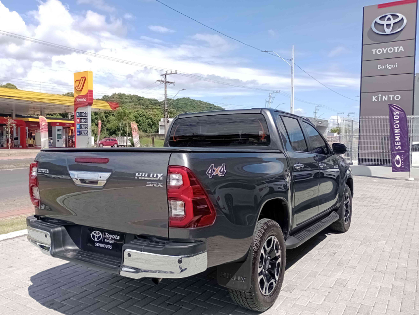 toyota hilux 2.8 d-4d turbo diesel cd srx 4x4 automatico 2021