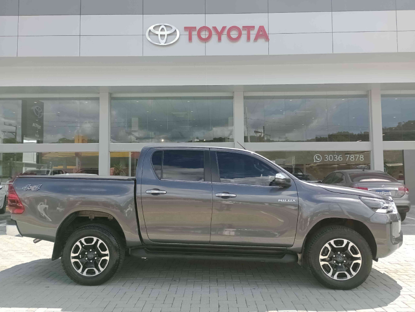 toyota hilux 2.8 d-4d turbo diesel cd srx 4x4 automatico 2021