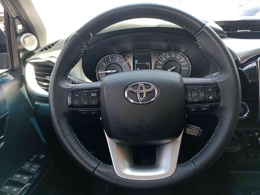 toyota hilux 2.8 d-4d turbo diesel cd srx 4x4 automatico 2021