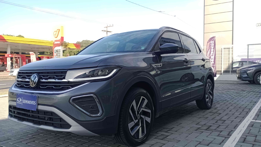 volkswagen t-cross 1.4 250 tsi total flex highline automatico 4p 2025