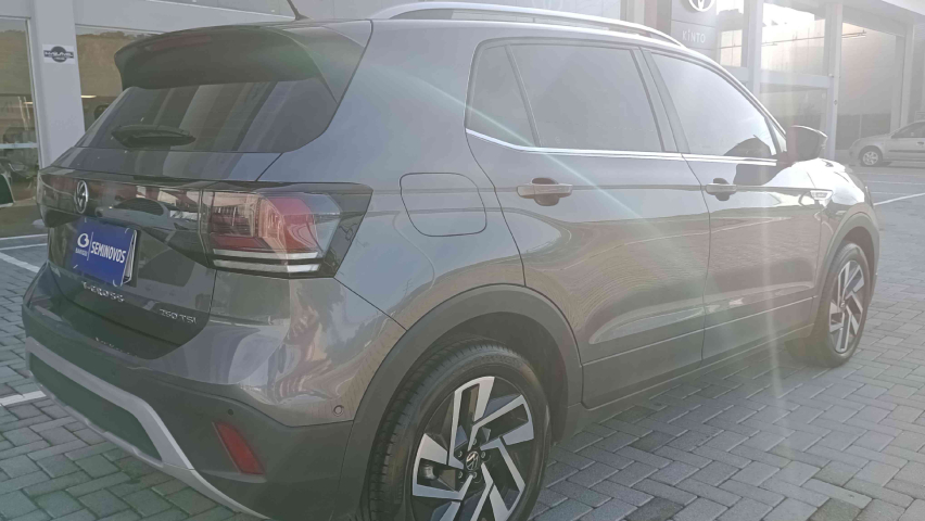 volkswagen t-cross 1.4 250 tsi total flex highline automatico 4p 2025