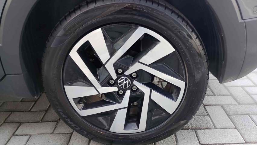 volkswagen t-cross 1.4 250 tsi total flex highline automatico 4p 2025