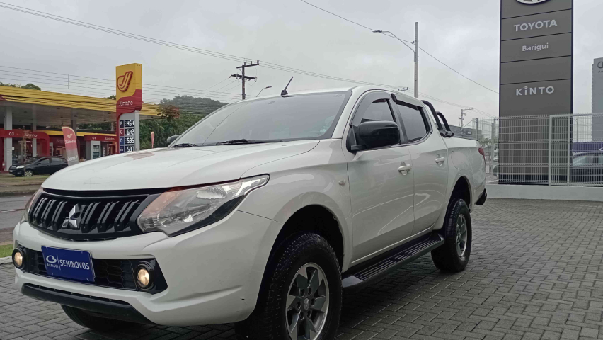 mitsubishi l200 triton 2.4 16v turbo diesel sport gl cd 4p 4x4 manual 2020