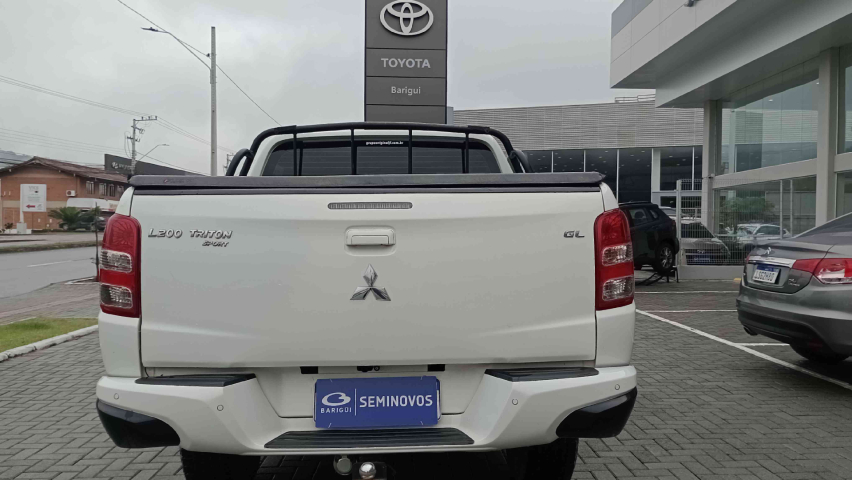 mitsubishi l200 triton 2.4 16v turbo diesel sport gl cd 4p 4x4 manual 2020
