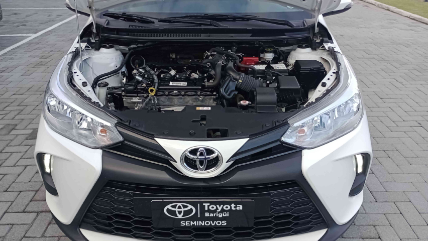 toyota yaris 1.5 16v flex sedan xl live multidrive 4p automatico 2023