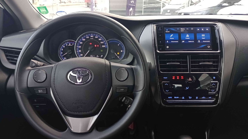 toyota yaris 1.5 16v flex sedan xl live multidrive 4p automatico 2023