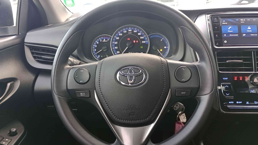 toyota yaris 1.5 16v flex sedan xl live multidrive 4p automatico 2023