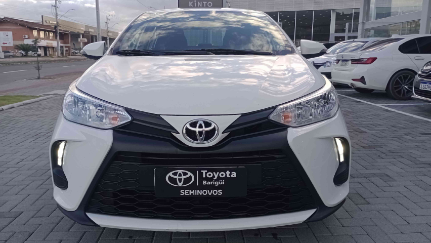 toyota yaris 1.5 16v flex sedan xl live multidrive 4p automatico 2023