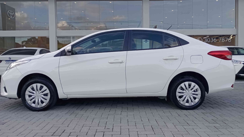 toyota yaris 1.5 16v flex sedan xl live multidrive 4p automatico 2023