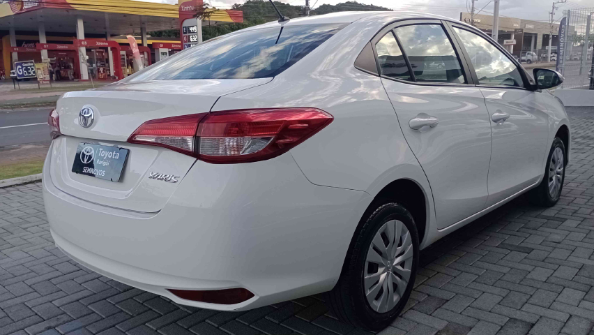 toyota yaris 1.5 16v flex sedan xl live multidrive 4p automatico 2023