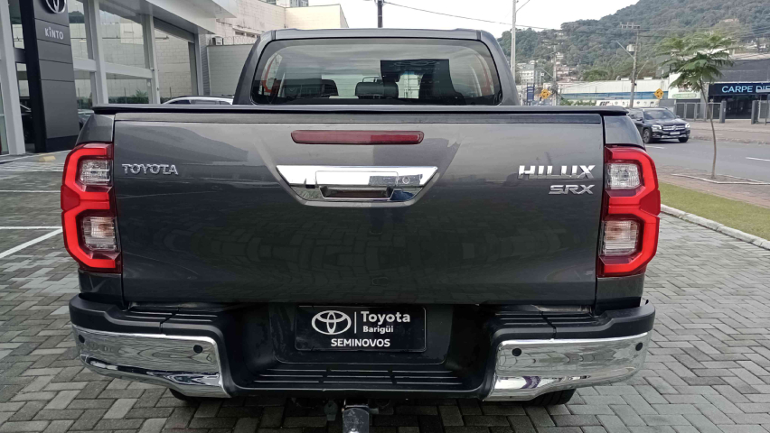 toyota hilux 2.8 d-4d turbo diesel cd srx 4x4 automatico 4p 2022