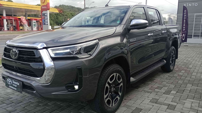 toyota hilux 2.8 d-4d turbo diesel cd srx 4x4 automatico 4p 2022