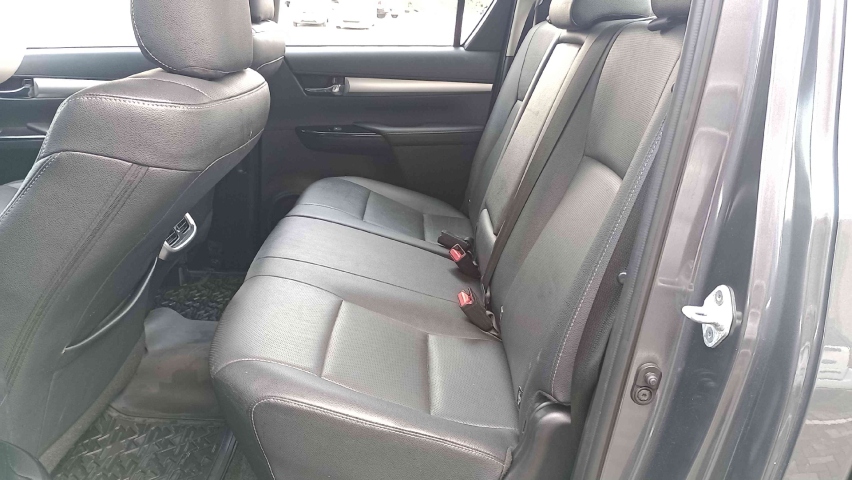 toyota hilux 2.8 d-4d turbo diesel cd srx 4x4 automatico 4p 2022